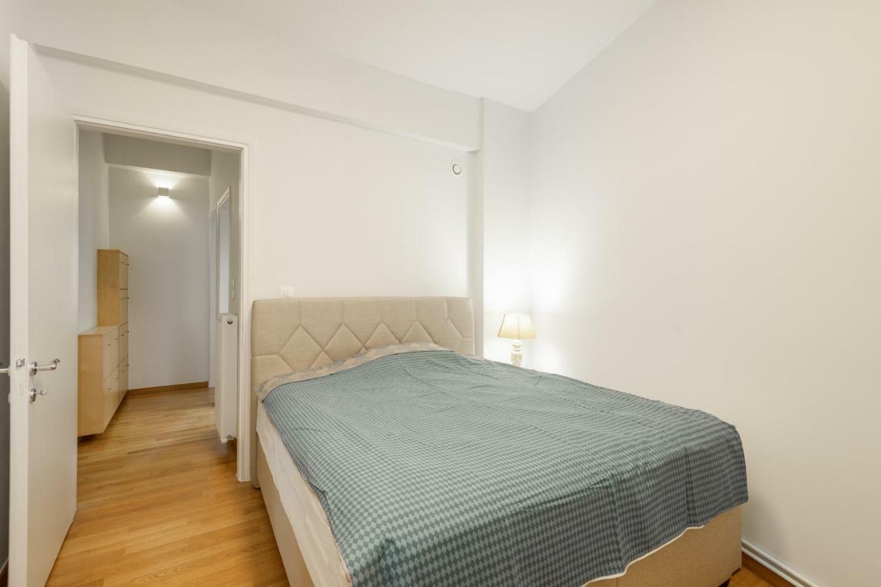 Brand-New Modern Flat In Heart Of City Tesalonika Bagian luar foto